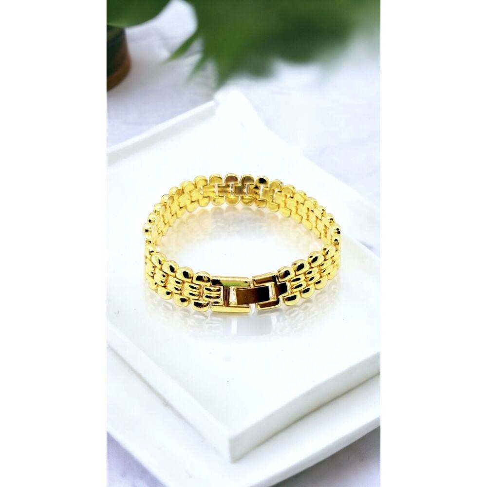 Gold Tone Triple Row‎ Jubilee Link Bracelet Women Fold Over Clasp Classic Style - Picture 2 of 7